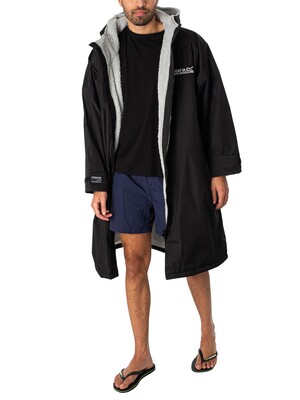 Regatta Waterproof Changing Robe - Black